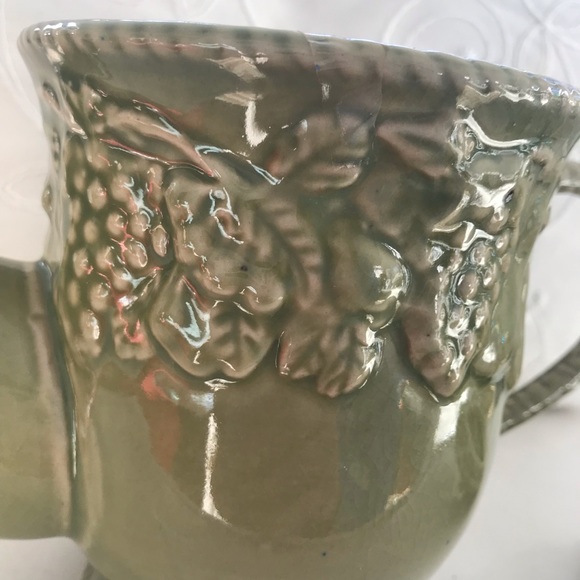 New with tags Large April Cornell “vineyard” tea pot - Picture 13 of 14